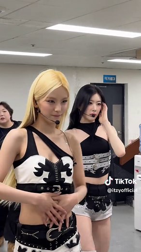 ITZY 3rd World Tour Tunnel Vision in Seoul - Day 2 Recap