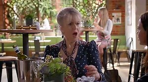 Neighbours 7895 (27th July 2018) 27-7-18 27-7-2018 27-07-18 27718 2772018 270718 27 July 2018