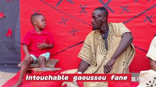 Intouchable gaoussou fane vive le Mali 💚💛❤️ b’i den 😁😂😁