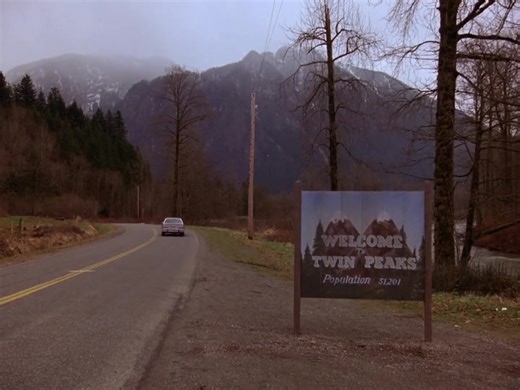 Exploring Twin Peaks: A David Lynch Masterpiece