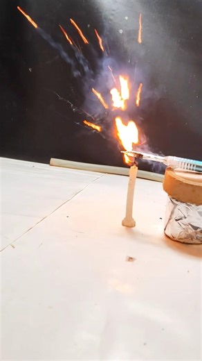 mini rocket launcher 😁#experiment #shorts