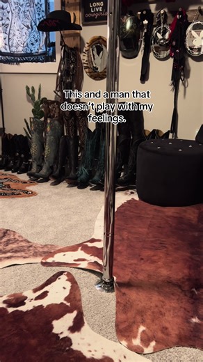 Cowboy Boots: Stylish Outfits for Every Occasion