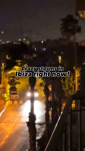 An orange alert has been issued for Ibiza and Formentera with thunderstorms and strong winds this evening. A yellow alert is also active for very strong wind gusts and rough seas. Local fire services and emergency responders are dealing with things like fallen trees and flight disruptions due to the weather ⚠️ | Ibiza Concierge Company - Ibiza Boat & Villa Hire Specialists