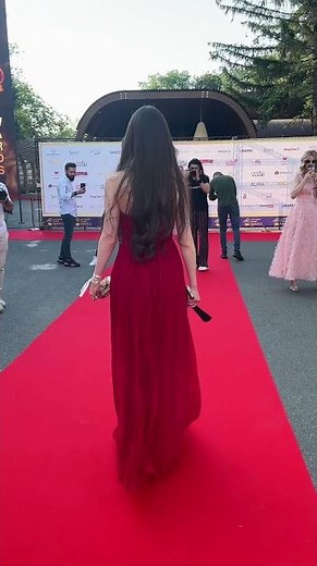 February moodboard: Red Gold VIP