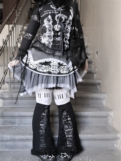 I love my outfit brands blouse k star skirt Red Queen black legion tghits 42 lolita shoes tuk bag poizen industries #altoutfit #jfashion #egl #alternativefashion #alternativestyle
