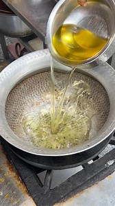 Lehsun Ki Chutney Making In Jaipur | Indian Street Food #reelsvideo | Indori Foodist