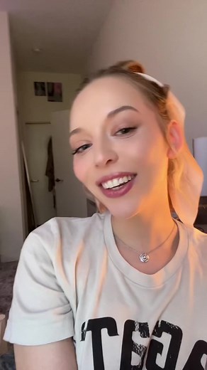 lily (@lily.larimar)’s videos with so high - J