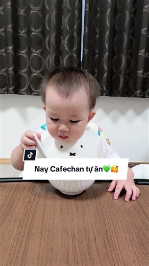 Cafe ăn tối mọc nấu với nui - công thức nhanh cho bé ăn một mình