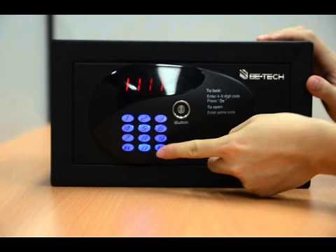 Opening the safe with Master code