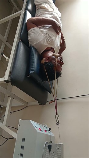 cervical machine traction