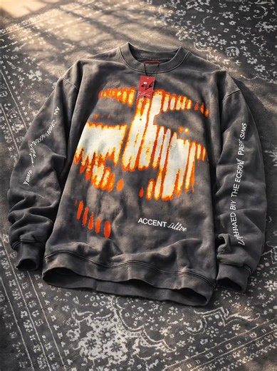 Stylish Long Sleeve Boxy T-Shirt from Accent Ambios