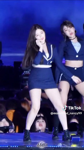Nancy Fancam from Momoland Performing BAAM