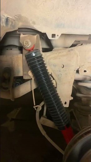 03 Chevy Avalanche/Silverado rear shock install