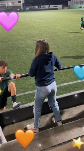 MERCEDES ROA on Instagram: "tutorial para impresionar a tu novio/esposo futbolero 🩷 #futbol #mujer #truco #tutorial #mamá"