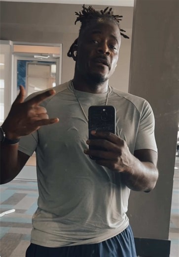 You gotta lock in to achieve your goals. Now is one of those times. 🫡 #weightlossmotivation #fitnessjourney #fitfam #weightlossmotivation #lockin