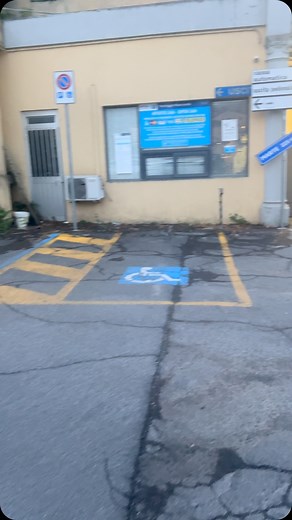 Life on Mars #streetart #streetartitaly #art #installation #installationart #installazione #marte #mars #l_db #2025 | LDB