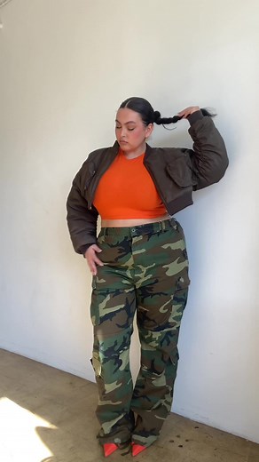 Camo Pants Fashion Inspiration for Curvy Women