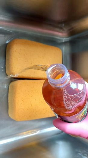 103K views · 1.9K reactions | Pine SOL Sorry I’ve been MIA. And sorry for the spam 﫣☺️ #asmr #spongesqueezingasmr #asmrspongesqueezing #spongesounds #spongerinse #asmrsounds #oddlysatisfying #spongeasmr #cleaningmotivation #asmr #fblifestyle | ASMR by T | Facebook