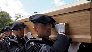 Obsèques émouvantes pour Arthur Noyer, autre victime de Lelandais, en présence des parents de Maëlys