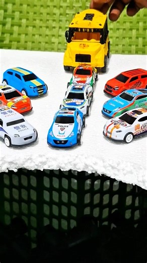 Searching Tayo, poli, MC quen & paw patrol in a mountain of toys #tayo #toys #pawpatrol