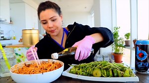 10min quick & easy Chinese spicy noodles recipe mukbang . | Veronica Wang