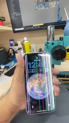 iPhone 13 screen replacement #iphonerepair #smartphone #repair #everyone