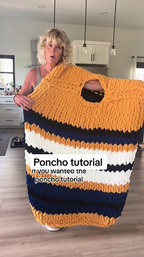 Chunky knit poncho tutorial as promised. These beautiful colors are from bulk. Link in video. Happy knitting #chunkyknitblanket #handmade #chunkyknit #fingerknitting #poncho