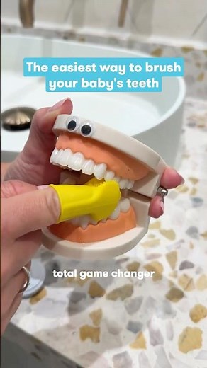 The easiest way to brush your baby's teeth