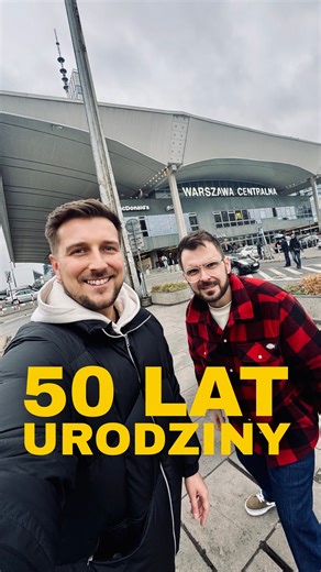 Michał Trantau | dziennikarz, konferansjer on Instagram: "➡️ Warszawa Centralna kończy 50 lat. Pół wieku historii, absurdów PRL-u i niezliczonych podróży życia. Pamiętacie przeciągi w wagonach, popielniczki wszędzie i legendy o bazarze w przejściu podziemnym? Dziś się z tego śmiejemy, ale kiedyś… to była codzienność. Twoja kolej. Jaka jest Twoja najdalsza podróż pociągiem? 🚆✨ @miasto_warszawa @insta_warszawa @pkp_sa @pkp_intercity #DworzecCentralny #Warszawa #PKP #Nostalgia #PodróżePociągiem Wa
