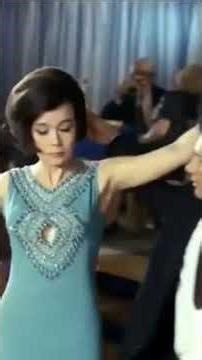 🇬🇷 🎶 Χασάπικο - Τζένη Καρέζη Σόλο μπουζούκι- Γιώργος Ζαμπέτας / Hassapiko - Giorgos Zampetas ♪♫•*¨❤