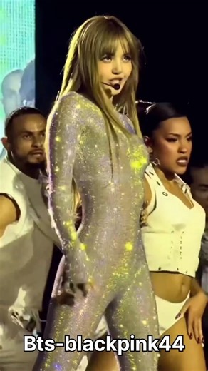 BTS To Blackpink reactions 🥰🎀 #lisa #jungkook #trending #viralshorts #bts #blqckpink 🎀🥰.1u