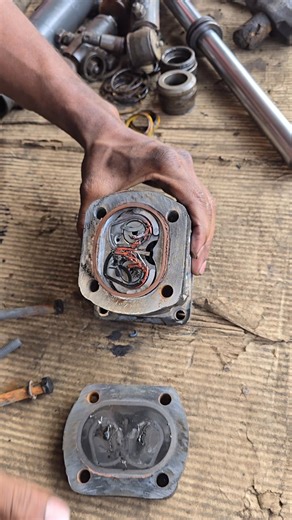 Mechanicals Shorts | Hydraulic gear pump siezed #instagood #instagram #mechanic #hydraulic #gear #pump #siezed | Instagram