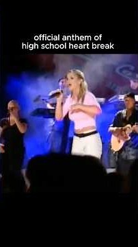 Can you still hear the fall leaves crunching? #livemusic #music #BritneySpears #concert #popmusic