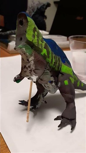 #ビクトリアザT-REX作り#紙粘土工作色塗り#恐竜