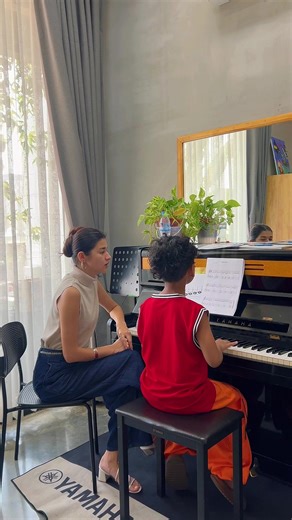 🎹✨ TURN TALENT INTO CONFIDENCE — START WITH MUSIC Music is not just something kids learn… it’s something that shapes who they become 💛 At Katy Music School, every lesson helps your child: 🧠 focus better in school 🎯 build discipline step by step 💬 express emotions with confidence 🌟 feel proud of their progress And the best part? They enjoy every moment of it 🎶 🎁 30% OFF for new students 🎹 Piano Classes — from first notes to real music 🎤 Vocal Training — breathing, control & strong voice