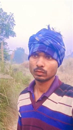 दोस्तों के लिए गरीबी ही सही 😀#viral #vinodcomedy #pallvisultanpur #shorts#trending #comedy#ytshorts