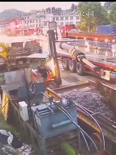 Dropped object...Safety Alert 🦺