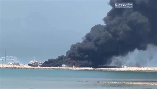113K views · 1.7K reactions |  BREAKING | A fire has broken out on a methanol-carrying ship at the port of Bushehr, #Iran; no information about possible casualties has been released yet. | Iran Military | Facebook