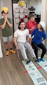 Newspaper foot race with prizes🦶🏁 #familygames | Grandma's World