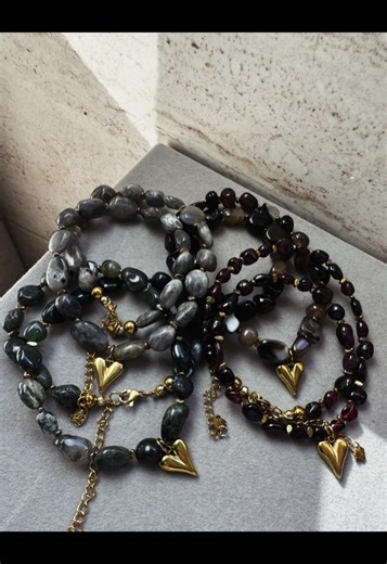 OMG new beauties 😱 κολιέ με ημιπολύτιμες πέτρες 🎀 #necklaces #crystals #fyp #foryoupage #tiktokviral