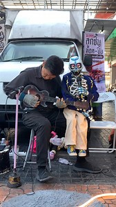 1.2M views · 12K reactions | #puppets #puppetshow #puppet #หุ่นเชิด #หุ่นกระบอก #highlights #happy  | Por AndTuk Show Doll | Facebook