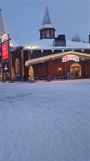 Morning Walk to Three Elves Restaurant 🎄❄️