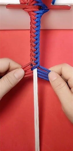 Simple and Easy Friendship Bracelet Tutorial