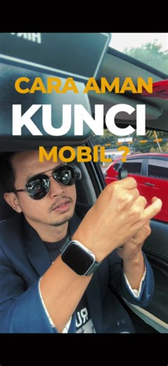 Waspada itu harus, karena kejahatan nggak cuma terjadi karena niat pelakunya, tapi karena ada kesempatan! 🚗💨 ​Jangan kasih celah buat oknum nakal. Sebelum ninggalin mobil di parkiran, cek lagi: ​Double check kunci pintu. Jangan cuma denger bunyi 'pip', pastikan fisik pintu terkunci. ​Jangan sisakan barang berharga. Tas, laptop, atau HP jangan ditaruh di jok. Sembunyikan di bawah kursi atau bagasi. ​Pilih posisi parkir. Cari yang terang dan terpantau CCTV/petugas. ​Gunakan kunci ganda. Setir di