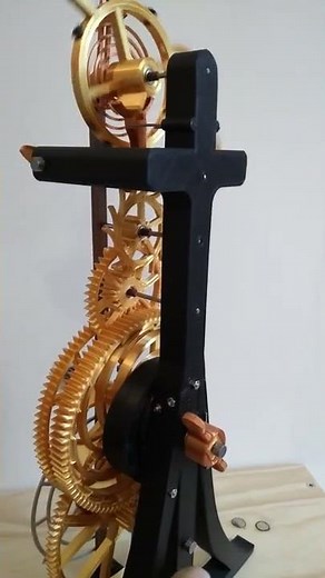 Pendule de bureau: remontage du mécanisme