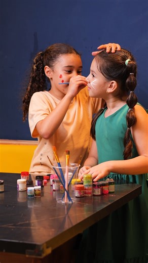 Siri Cascudo Mini Gostosuras on Instagram: "Todo fim de semana tem pintura facial no Siri Cascudo! Aqui, a diversão ganha cor, brilho e muita imaginação, chama a criançada e vem se jogar nessa brincadeira com a gente! 🎈 👉 Visite o Siri Cascudo e viva essa experiência de perto! 🍔Um pedaço do Siri Cascudo em Presidente Prudente 📍Av. Washington Luiz, 1950 📱18 99630-0127 #SiriCascudo #fendadobiquini #minigostosuras #rodizio #PresidentePrudente"