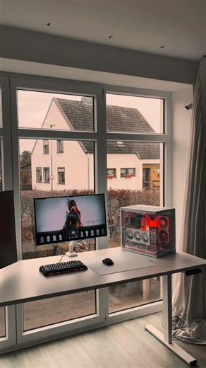 Show ur Setup 😑🧡 | Full @GravastarTikTok is looking crazy 😮‍💨 | GS V75 ⌨️ GS Mercury X 🖱️ I thx again @GravaStarUSA for sending these out to me!!! #techtok #gamingsetups #gamingsetup #gamingpc #compsetup