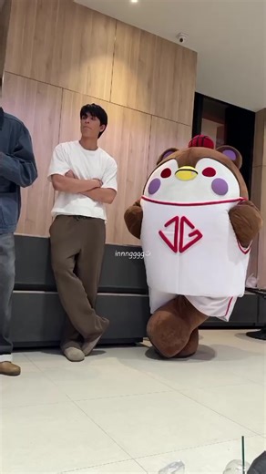 Like PopsDada Like Son 😂😂😂😂😂 GEMECH BANGET KESAYANGAN NYA JG's 😘😘😘 #OnlyFriendsDreamOnEP3 #JossGawin #GawinCaskey #JossWayar #GUINZLY