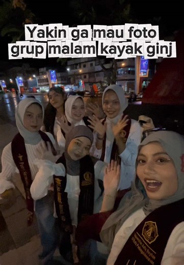 Foto Pagi memang fresh, Tapi Foto Malam Lebih Menantang 🔥🔥🔥 #wisudaaesthetic #wisudaoutdoorsidimpuan #kotapadangsidimpuan #PromoAwalbulan #Nawasenarayakan