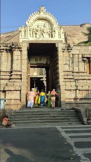 Sri Lakshmi Narasimha Temple Namakkal 🛕 | Beautiful Hill & Historic Fort View 🌄
